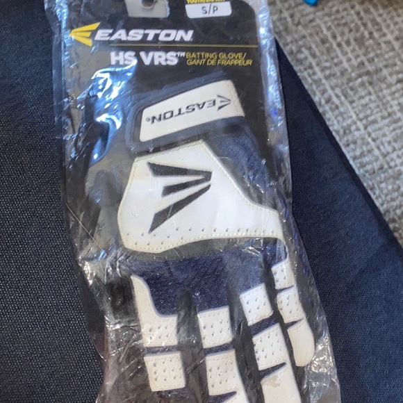 Easton gloves S/P - Picture 7 of 8